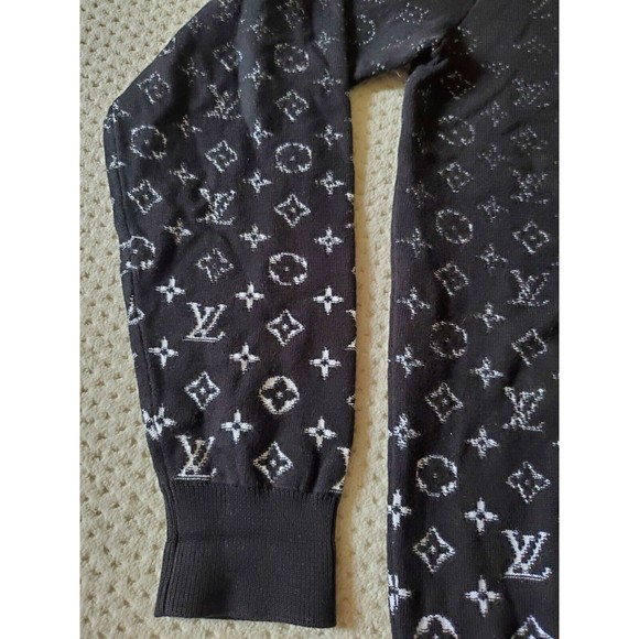 NWT Authentic Louis Vuitton Monogram Degrade Crew neck Sweater BLACK XL, 1A8A1R - Picture 4 of 8